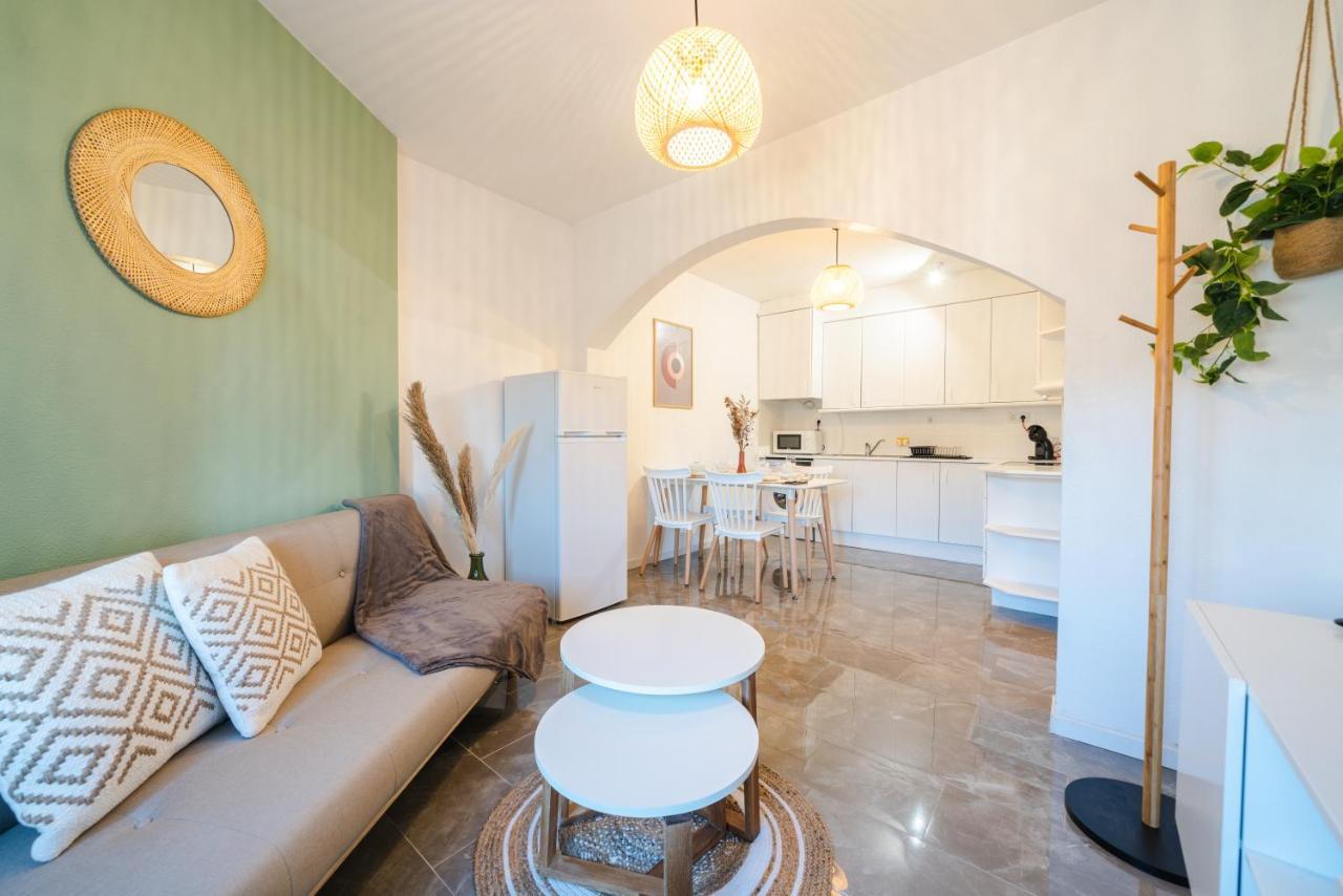 אמפוריבראבה Bonito Apartamento Equipado, Cerca De La Playa מראה חיצוני תמונה