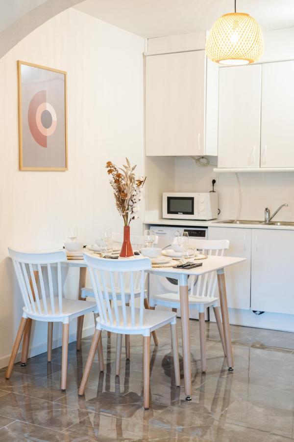אמפוריבראבה Bonito Apartamento Equipado, Cerca De La Playa מראה חיצוני תמונה